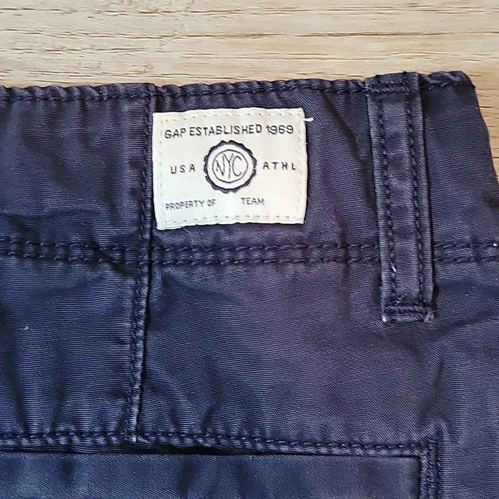 Gap navy cargo shorts 14